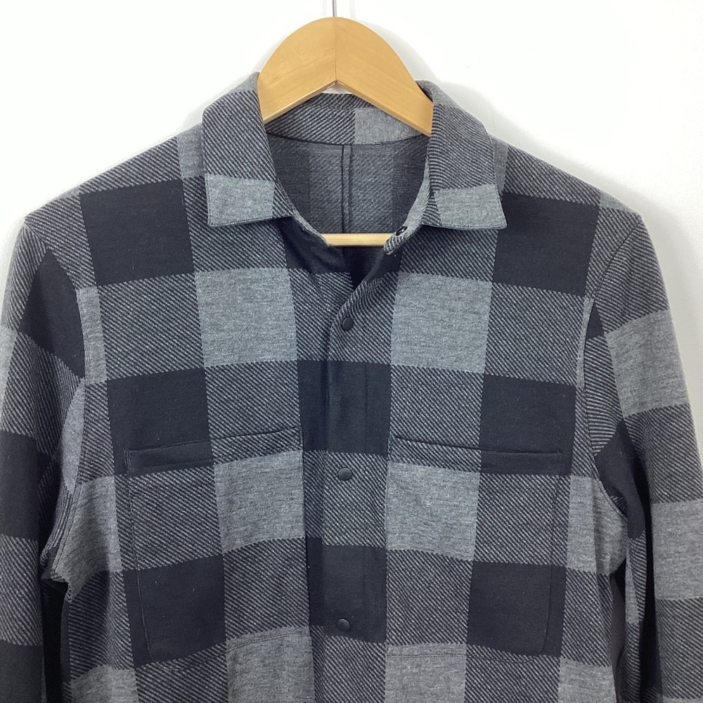 Lululemon Men's Soft Knit Plaid Shirt Size XS - Picture 3 of 10
